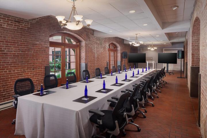 Meeting facility