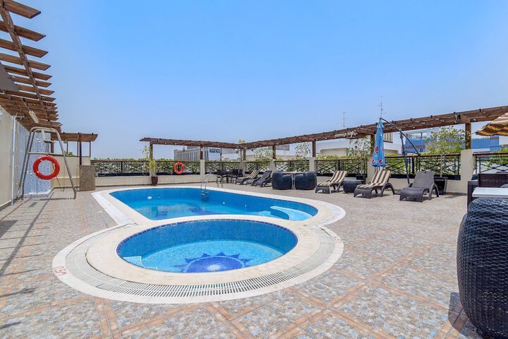 Hotel with Pool