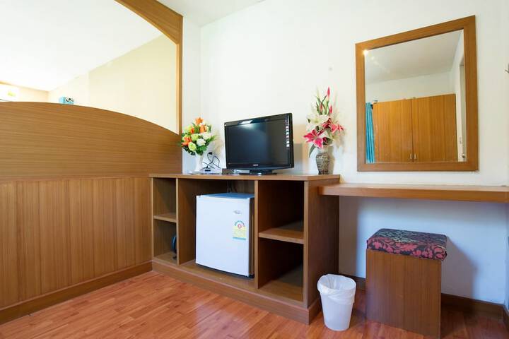 Room 15 of 24