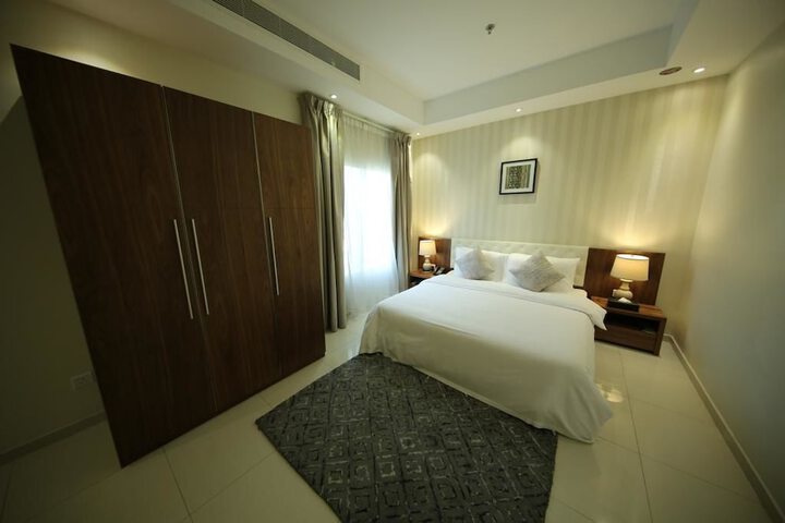 Room 7 of 34