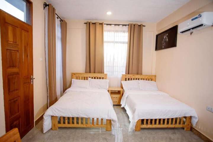 Room 3 of 5