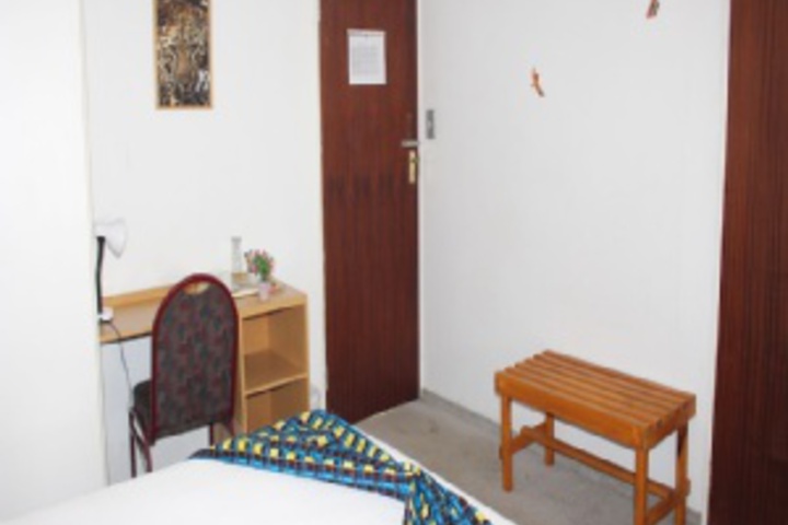 Room 273 of 288
