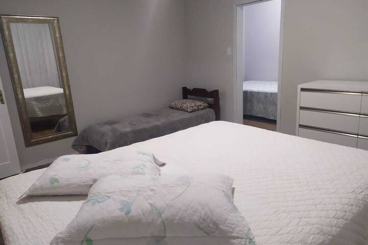 Room 2 of 22