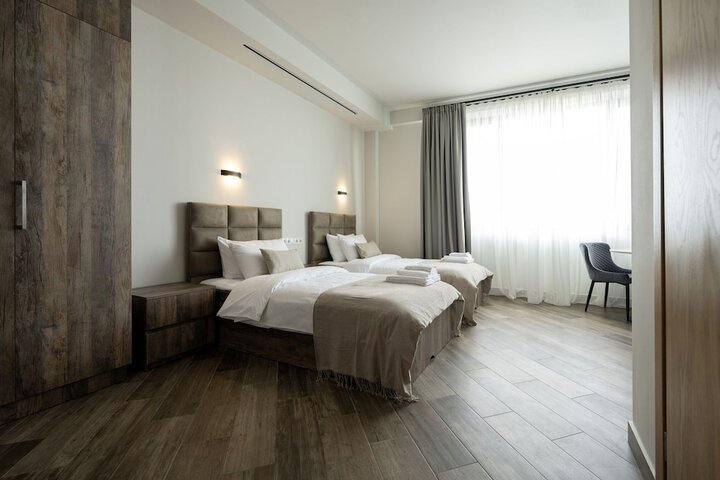 Room 21 of 135
