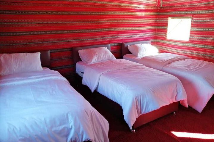 Room 8 of 34