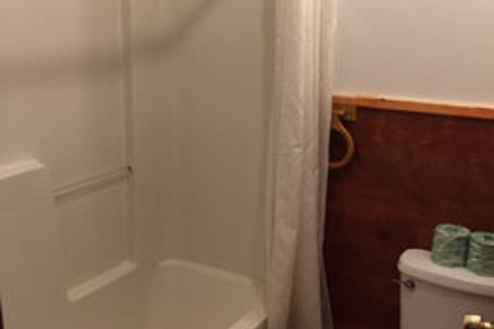 Room 4 of 19