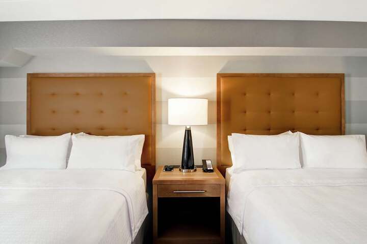 Room 13 of 60