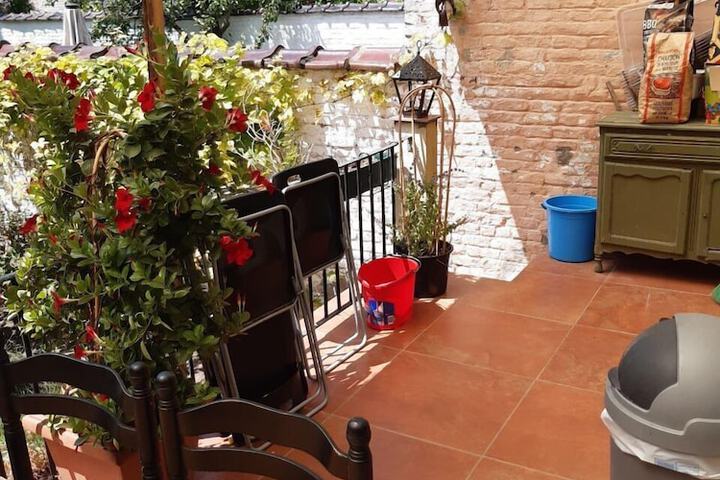 Terrace/Patio 23 of 32