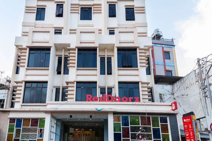 Image of RedDoorz Plus at Paal 2 Manado