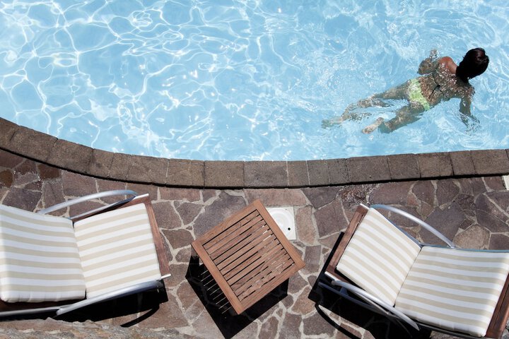 Hotel with Pool
