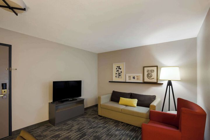 Room 26 of 72