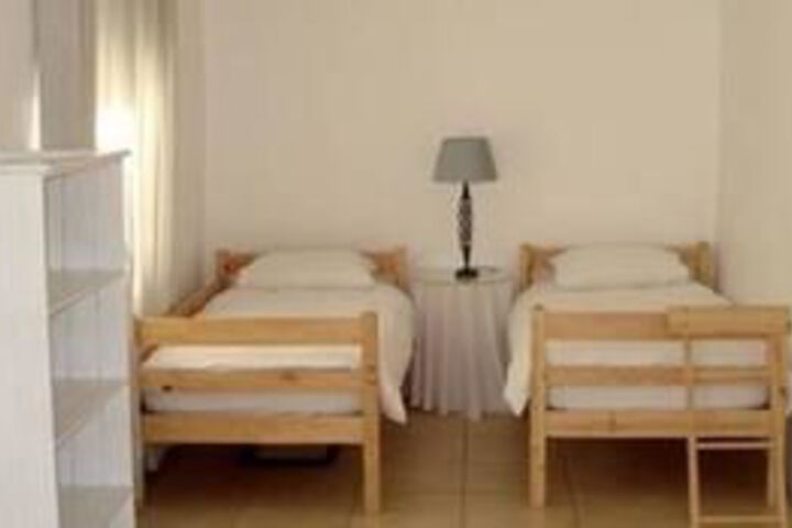 Room 8 of 25