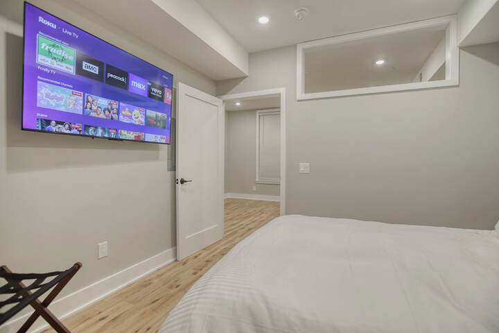 Room 16 of 62