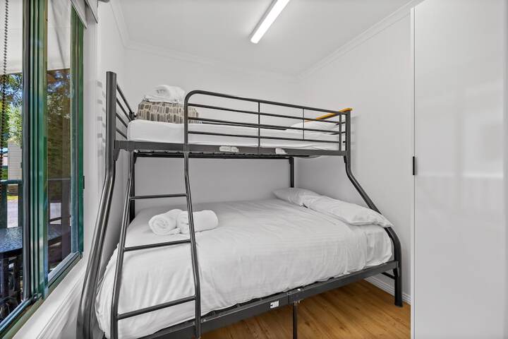 Room 20 of 93