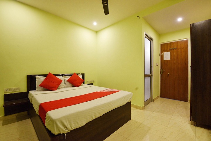 Room 19 of 28