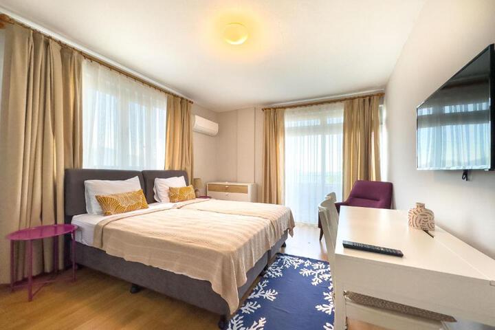 Cloud9 rooms