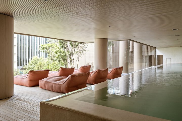 Pool 24 of 47