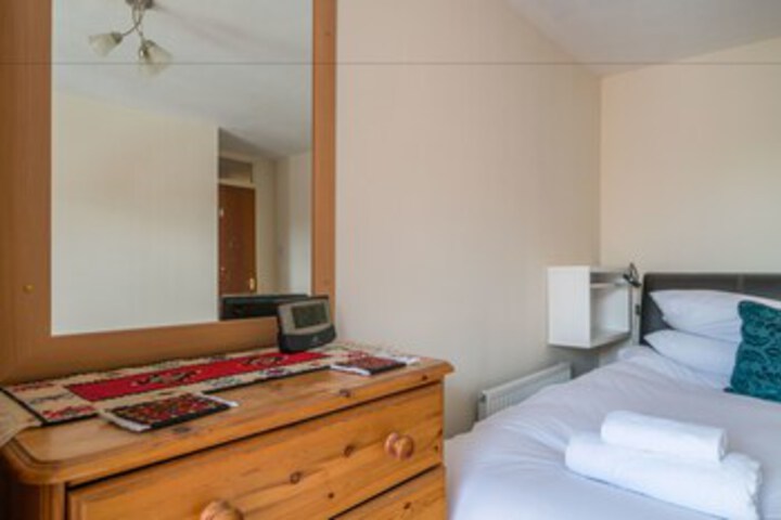 Room 19 of 25