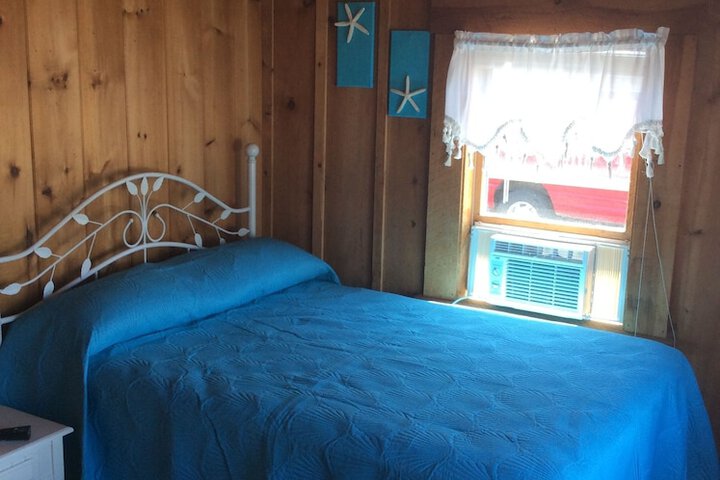 Room 8 of 81