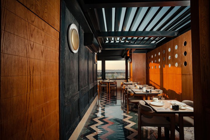 Dining 90 of 113