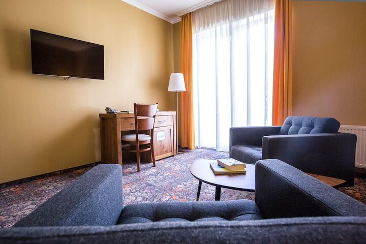 Room 27 of 75