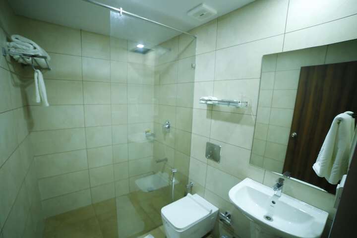 Room 10 of 47