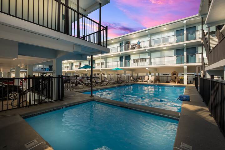 Hotel Cabana Oceanfront / Boardwalk in North Wildwood, NJ