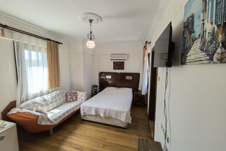 Room 45 of 92