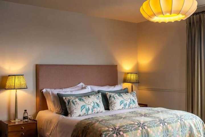 Room 20 of 61