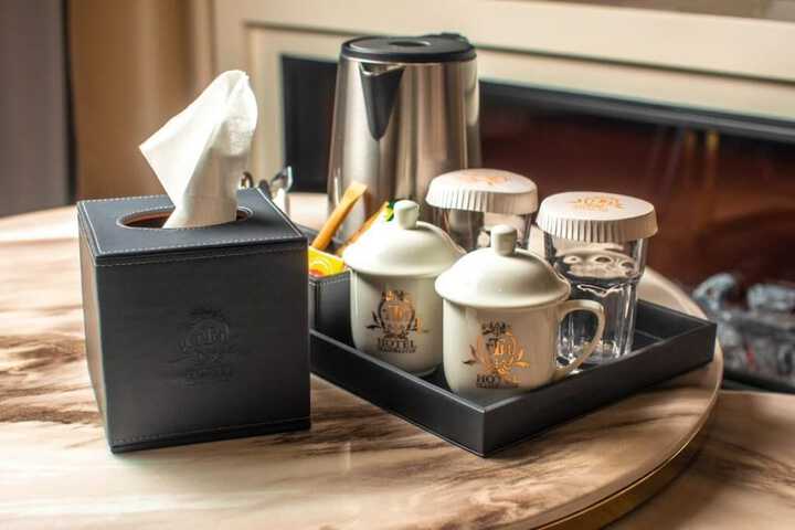 Breakfast/Coffee Service 11 of 19