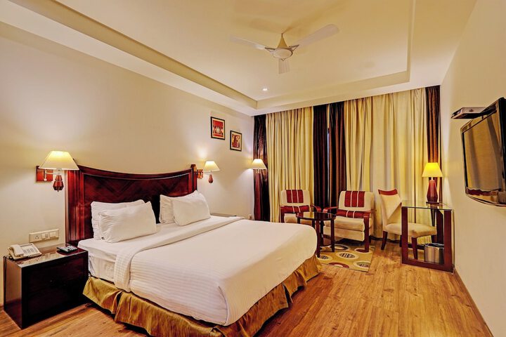 Room 16 of 41