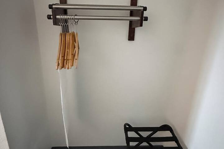 Room 7 of 36