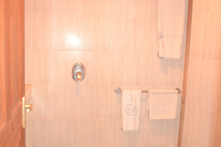 Room 71 of 97