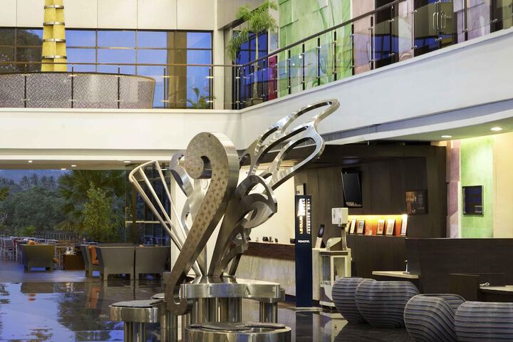 Hotel Entry