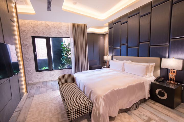 Room 29 of 71