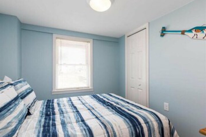 Room 27 of 27