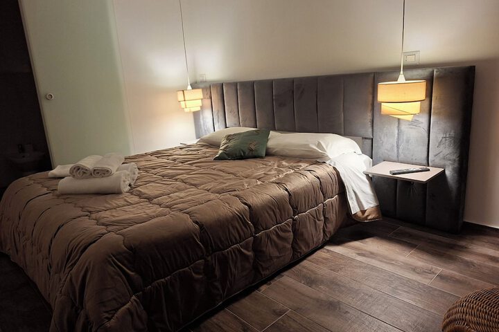 Room 20 of 127