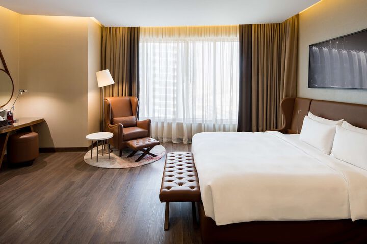 Room 34 of 260