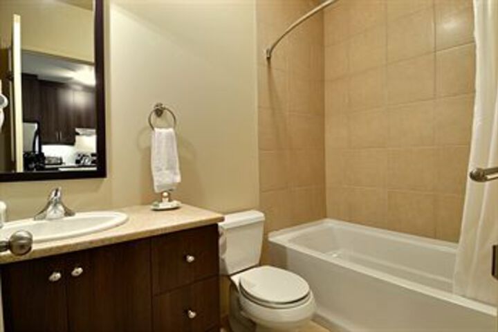 Room 2 of 22