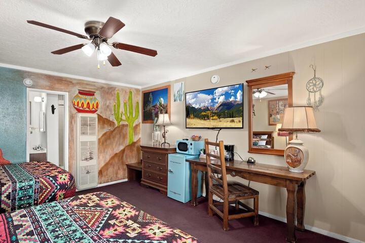 Room 8 of 14