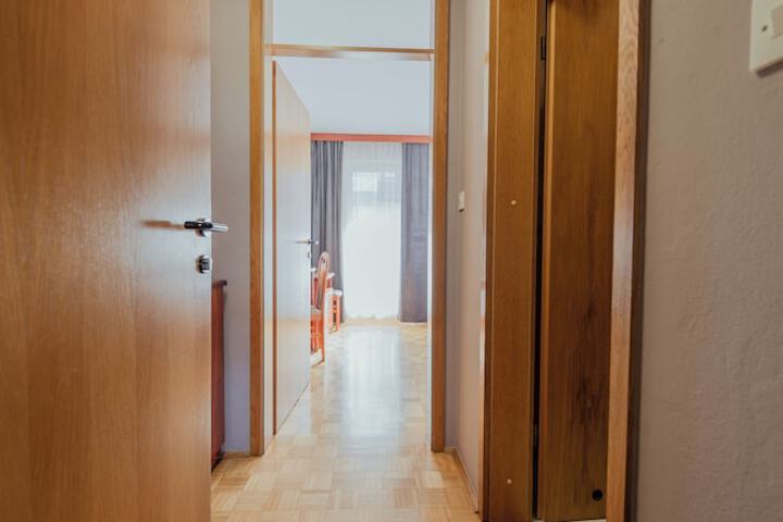 Room 12 of 51