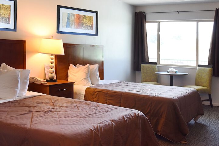 Room 4 of 10