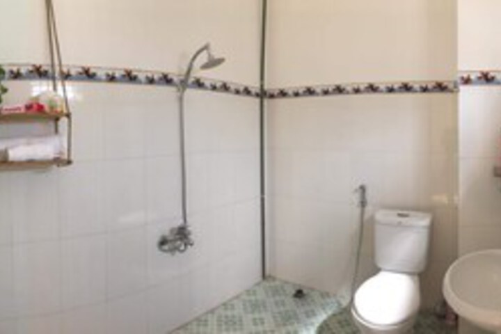 Room 5 of 44