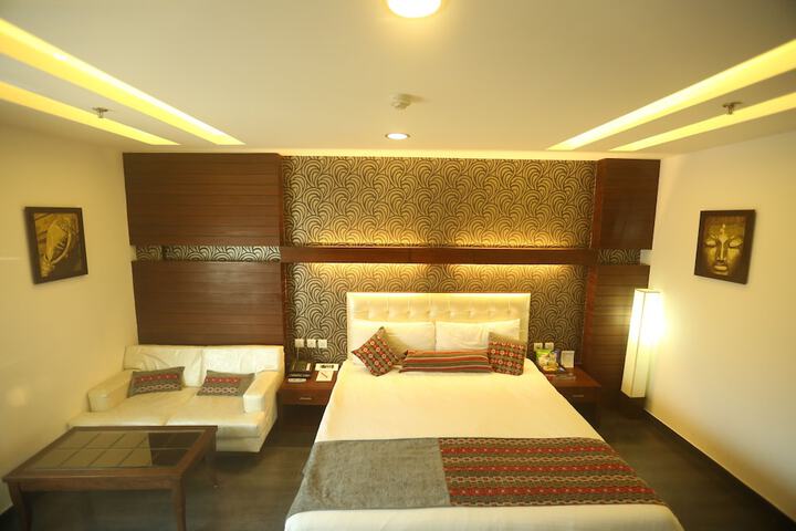 Room 8 of 51
