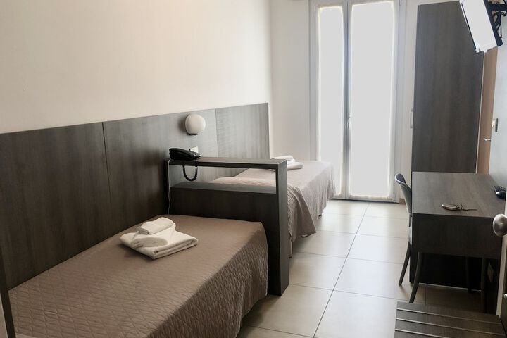 Room 21 of 73