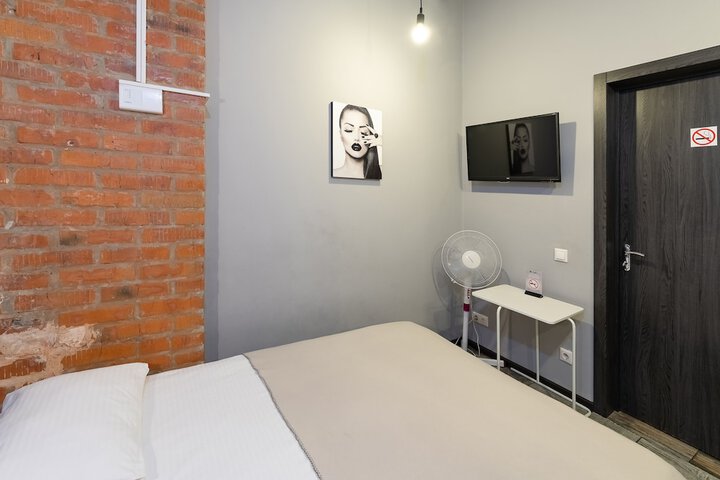 Room 4 of 56