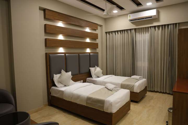 Room 18 of 24