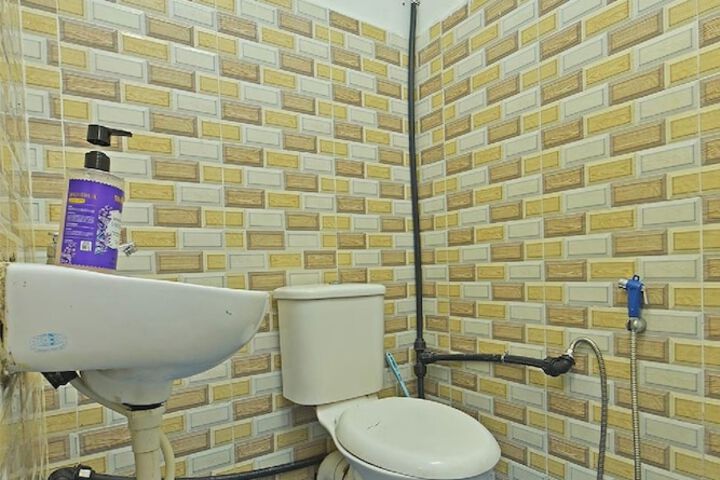 Room 16 of 22
