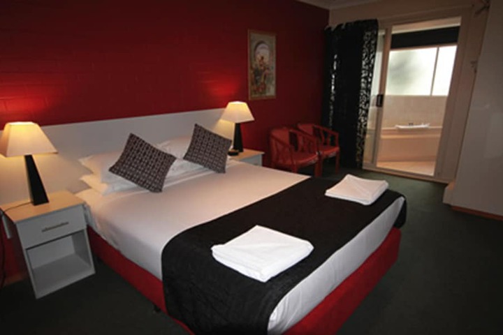 Room 15 of 31