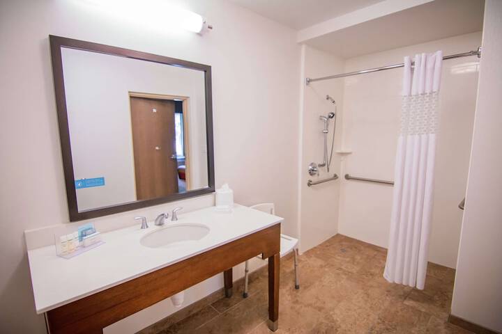 Bathroom shower
